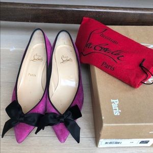 Christian Louboutin fuchsia suede kitten heel 38